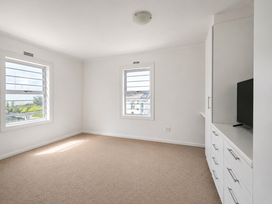 3 Bedroom Property for Sale in Silversands Western Cape